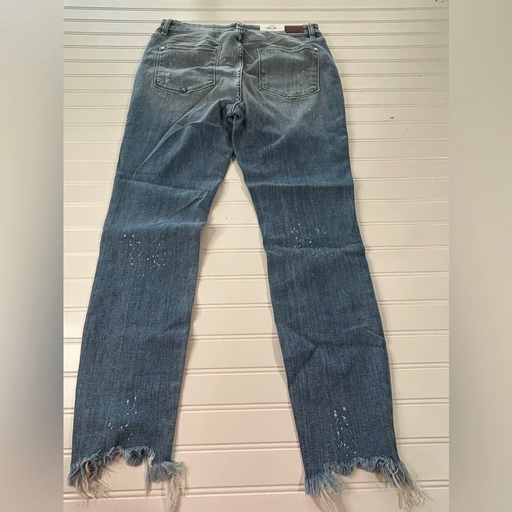 NWT Judy Blue Bleach Splash Mid Rise Shark Bite Skinny Jeans - Picture 14 of 14